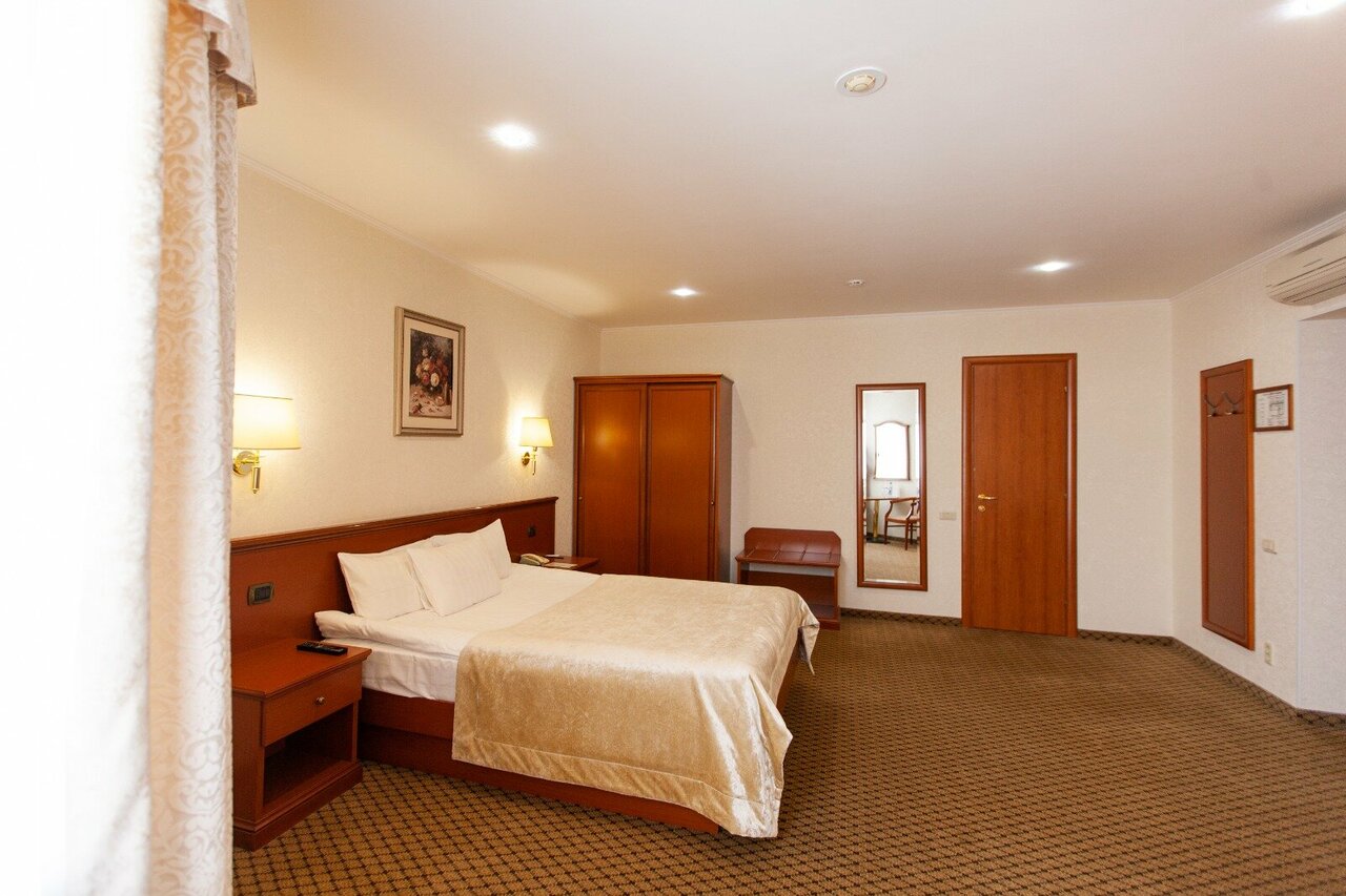 Гостиница Берёзка Челябинск