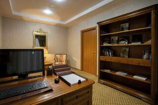 Гостиница Берёзка Челябинск Superior Suite New-3